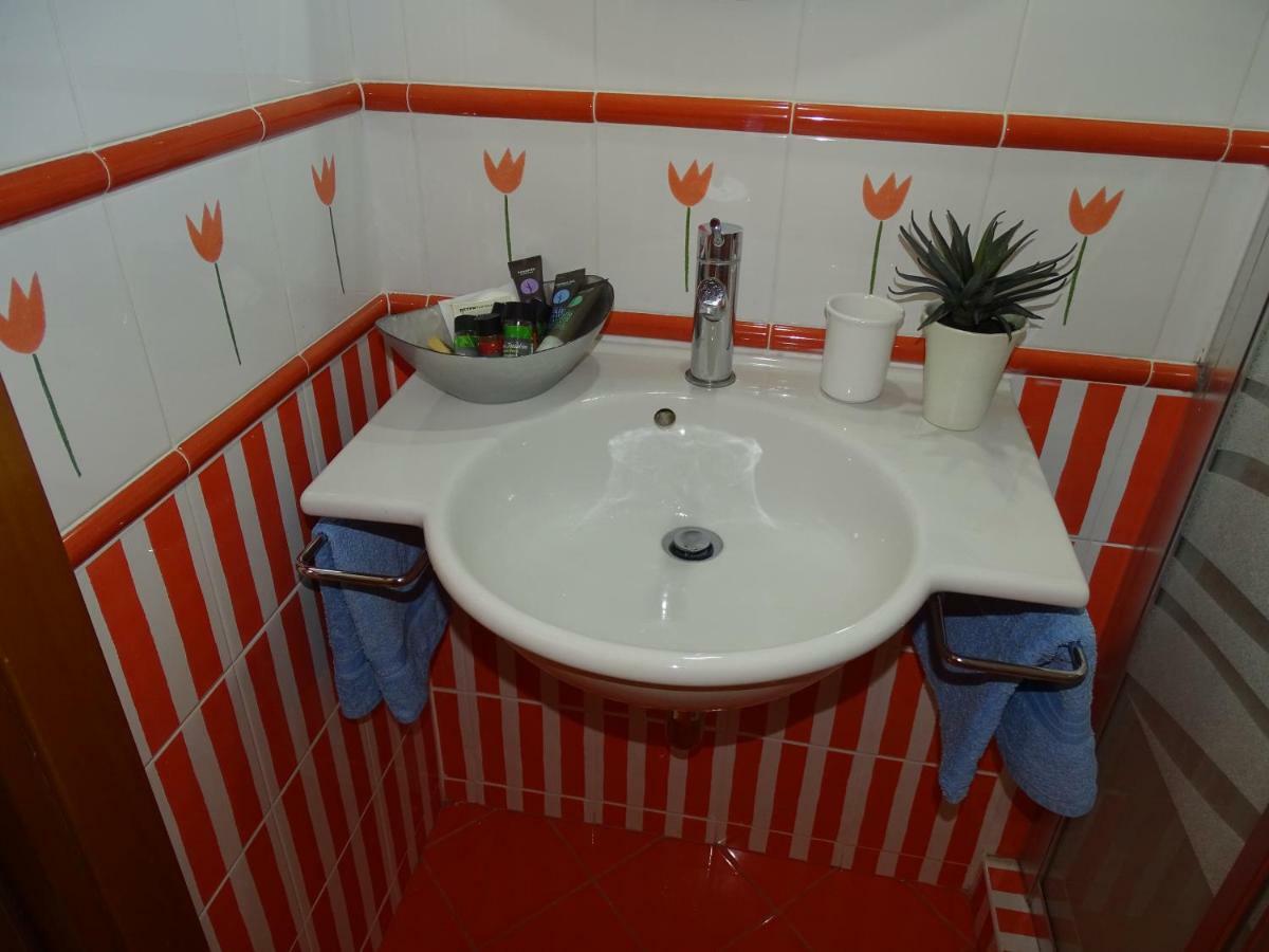 Dreamy Studio With Private Garden Atene Esterno foto