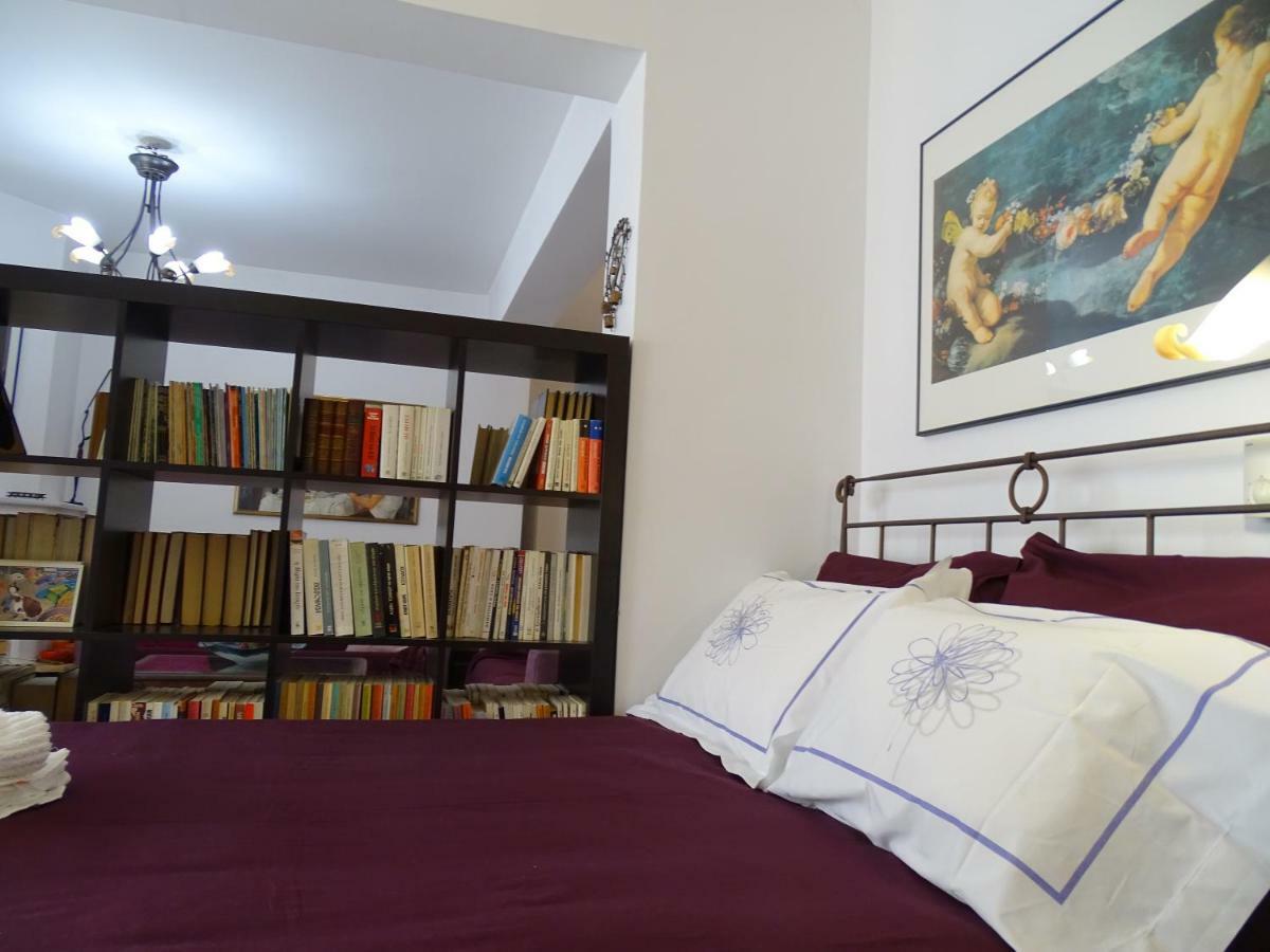 Dreamy Studio With Private Garden Atene Esterno foto