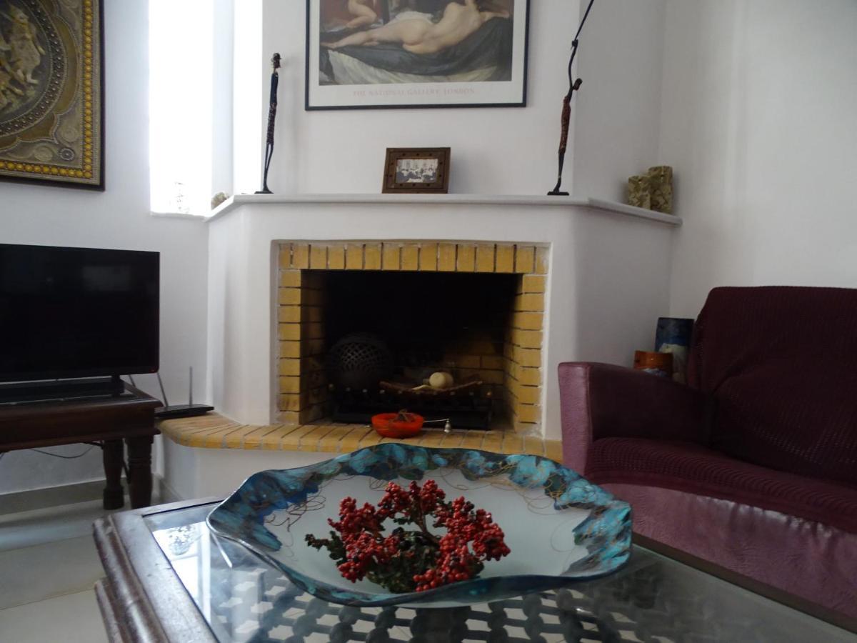 Dreamy Studio With Private Garden Atene Esterno foto